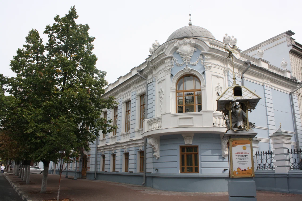 Ульяновский театр кукол имени народной артистки СССР В.М.Леонтьевой